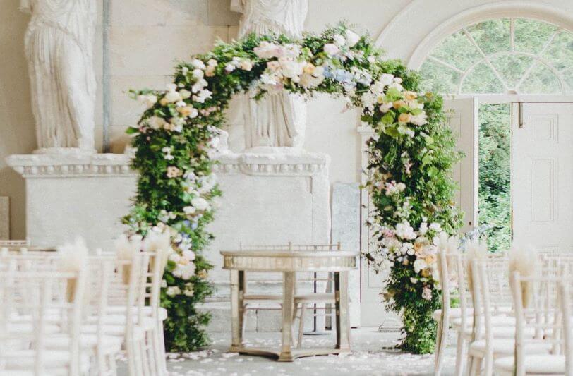 Wedding Flower Arches | Everything You Need to Know (2023)